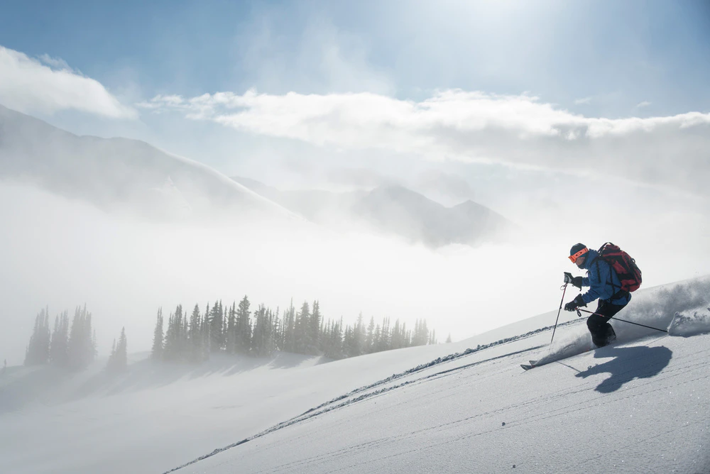 UNTOUCHED LINES – BACKCOUNTRY SKIING IN BRITISH COLUMBIA,  CANADA