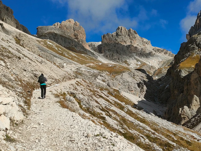 DOLOMITES TRAVERSE: VAJOLET TOWERS, CATINACCIO & ANTERMOIA 
