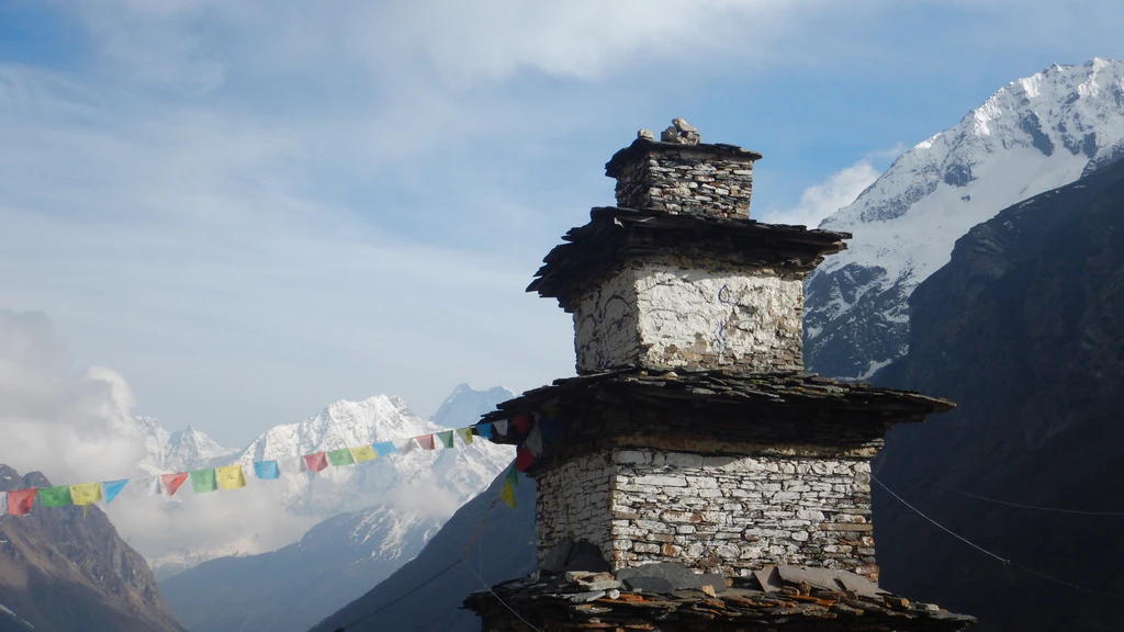 MANASLU BASE CAMP TREK - NEPAL