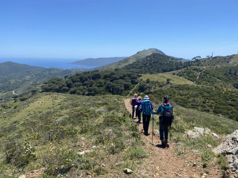 GTE, THE GREAT ELBAN TRAVERSE: IRON MINES AND GRANITE PEAKS ALONG THE BLUE ITALIAN SEA