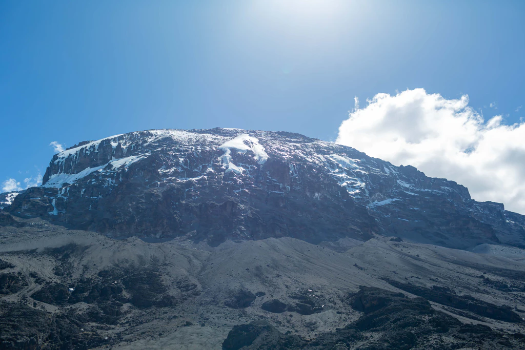 TREKKING DEL KILIMANJARO PER IL PERCORSO MACHAME